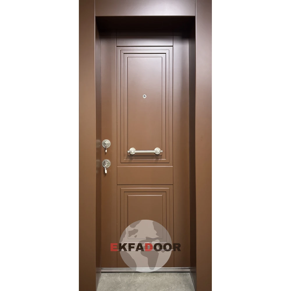 Klasik Çelik Kapılar K-0036 Modeli - EkfaDoor